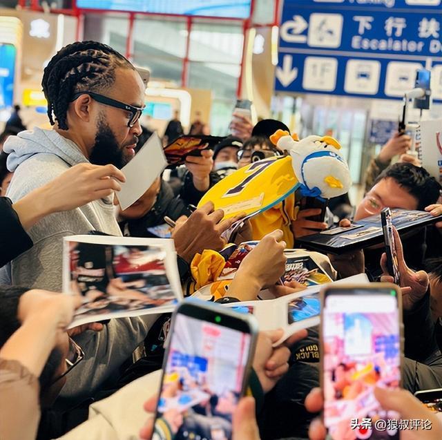 九游体育娱乐-麦基：中国球迷为我疯狂 向他们表达爱意 会为北京男篮赢下很多比赛